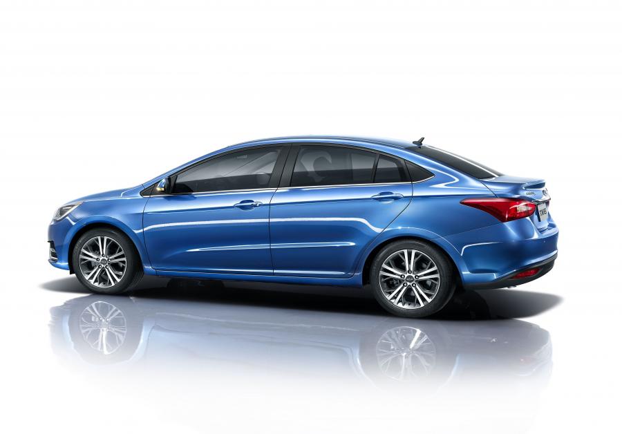  Chery Arrizo 5 2016 года  (фото 6 из 8)